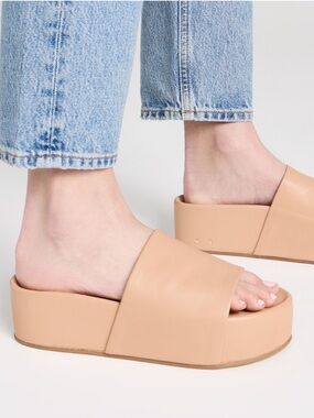 BEEK Albatross Leather Platform Sandal in Beach Sz 9